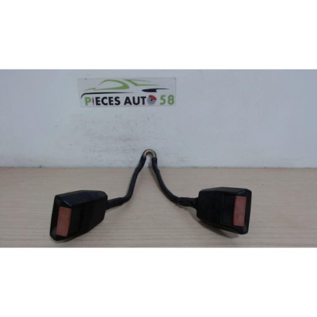 Attache ceinture avant gauche FORD FIESTA 3 PHASE 1 d’occasion