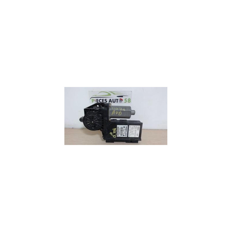 Moteur leve vitre avant droit AUDI A4 2 PHASE 1 d’occasion