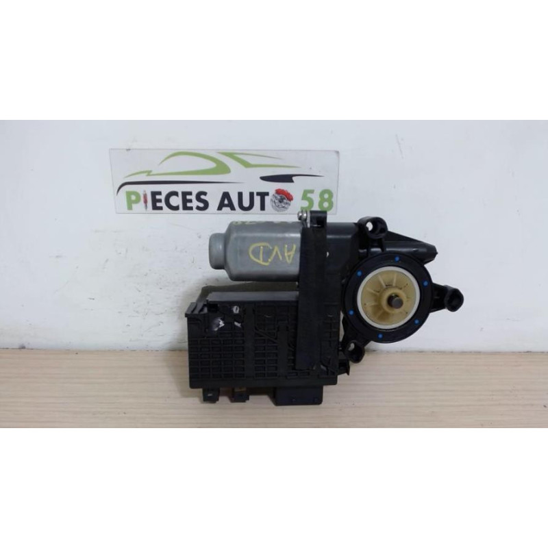 Moteur leve vitre avant droit CITROEN C4 GRAND PICASSO 1 d’occasion