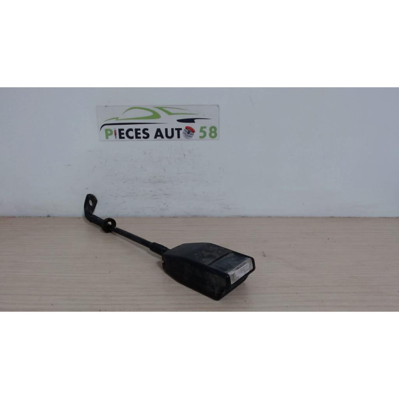 Attache ceinture avant gauche RENAULT R11 d’occasion
