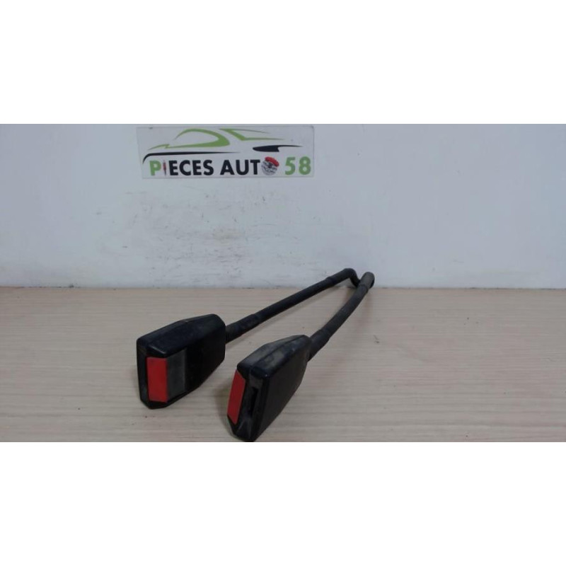Attache ceinture avant gauche FORD ESCORT 4 d’occasion