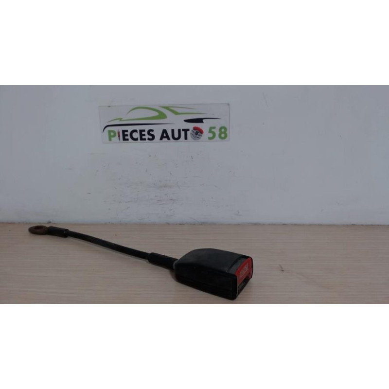 Attache ceinture avant droit CITROEN C15 d’occasion