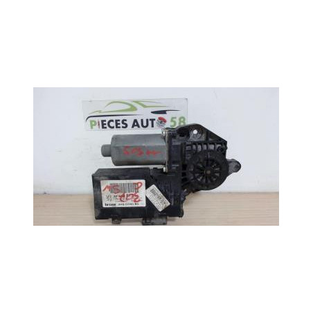 Moteur leve vitre avant gauche PEUGEOT 307 PHASE 1 BREAK d’occasion
