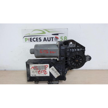 Moteur leve vitre avant gauche PEUGEOT 307 PHASE 1 BREAK d’occasion