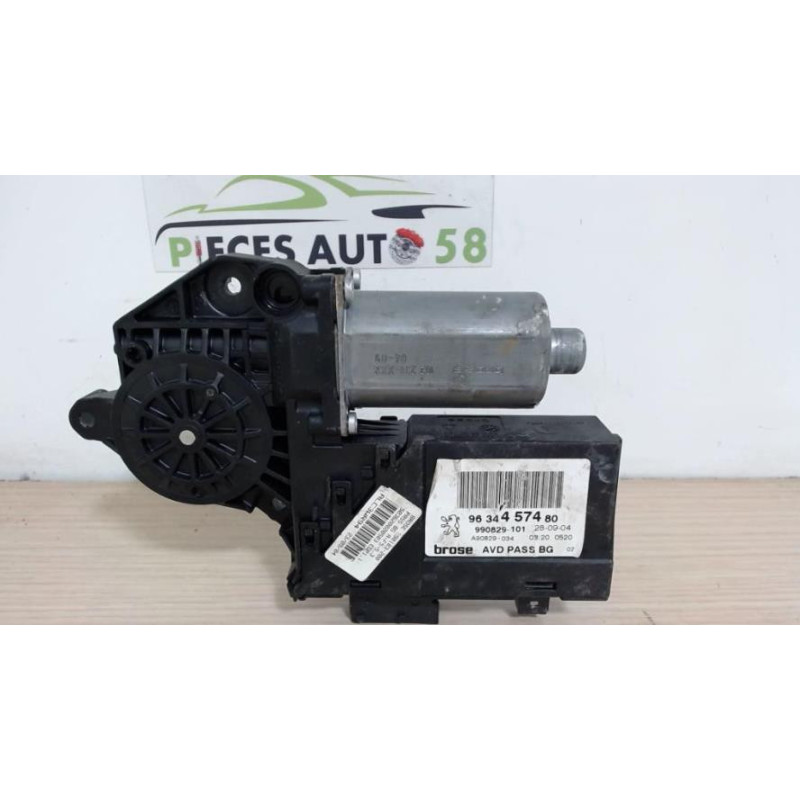 Moteur leve vitre avant droit PEUGEOT 307 PHASE 1 BREAK d’occasion