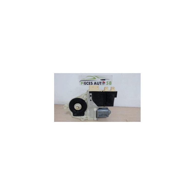 Moteur leve vitre avant droit CITROEN C4 1 PHASE 1 d’occasion