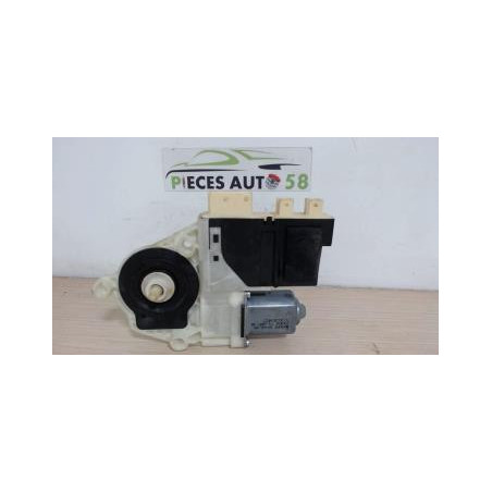 Moteur leve vitre avant droit CITROEN C4 1 PHASE 1 d’occasion