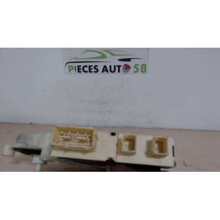 Moteur leve vitre avant droit CITROEN C4 1 PHASE 1 d’occasion