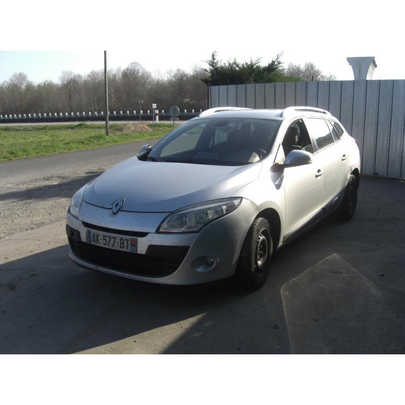 Moteur leve vitre arriere droit RENAULT MEGANE 3 PHASE 1 BREAK d’occasion