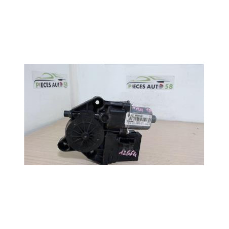 Moteur leve vitre arriere droit RENAULT SCENIC 3 PHASE 1 d’occasion