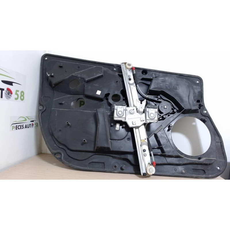 Leve vitre electrique avant droit FORD FIESTA 6 PHASE 2 d’occasion