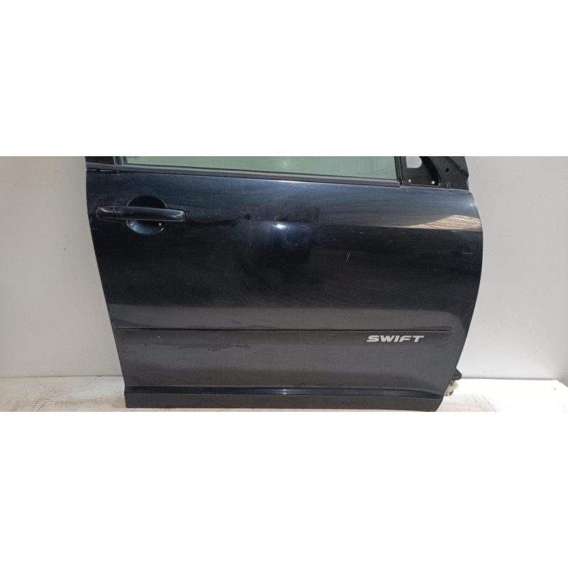 Porte avant droit SUZUKI SWIFT 3 d’occasion