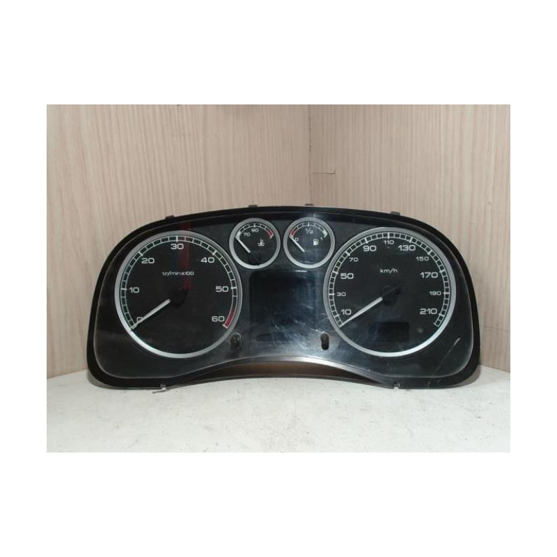 Compteur PEUGEOT 307 PHASE 1 BREAK d’occasion