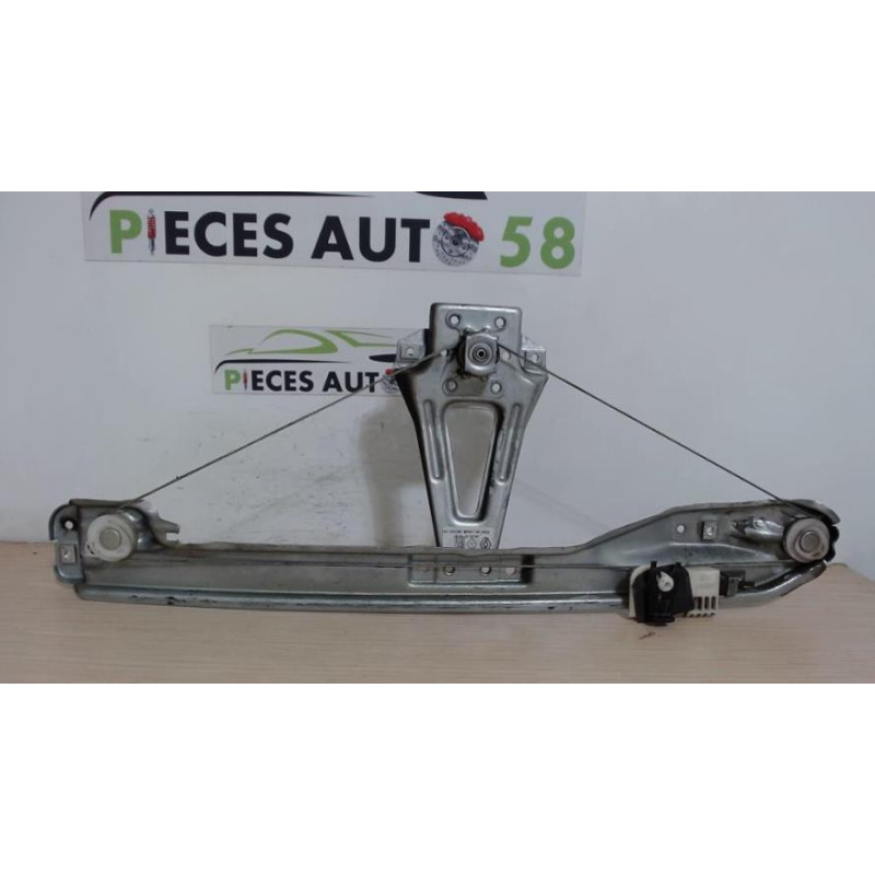 Mecanisme de leve vitre electrique arriere droit RENAULT CLIO 3 PHASE 1 d’occasion