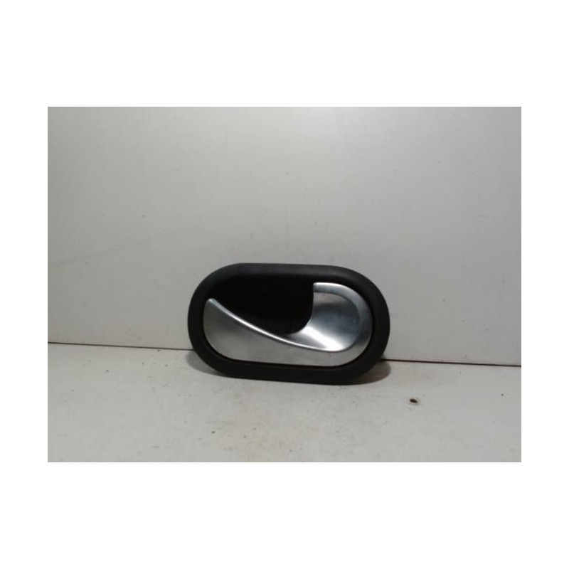 Poignee interieur avant droit RENAULT MODUS PHASE 1 d’occasion