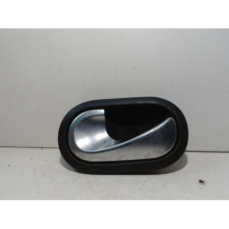 Poignee interieur avant gauche RENAULT MEGANE 2 PHASE 1 d’occasion