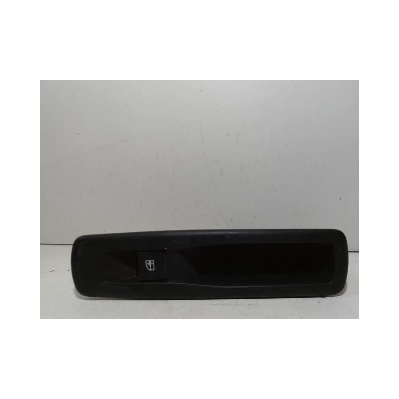 Interrupteur de leve vitre arriere droit RENAULT SCENIC 3 PHASE 1 d’occasion