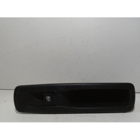 Interrupteur de leve vitre arriere droit RENAULT SCENIC 3 PHASE 1 d’occasion