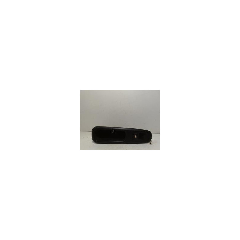 Interrupteur de leve vitre arriere gauche PEUGEOT 5008 1 PHASE 1 d’occasion