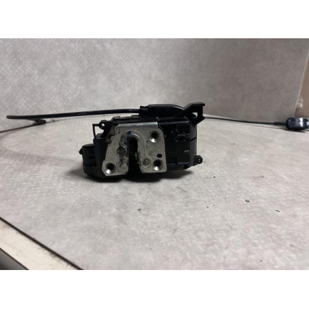 Serrure arriere droit RENAULT CLIO 3 PHASE 1 d’occasion