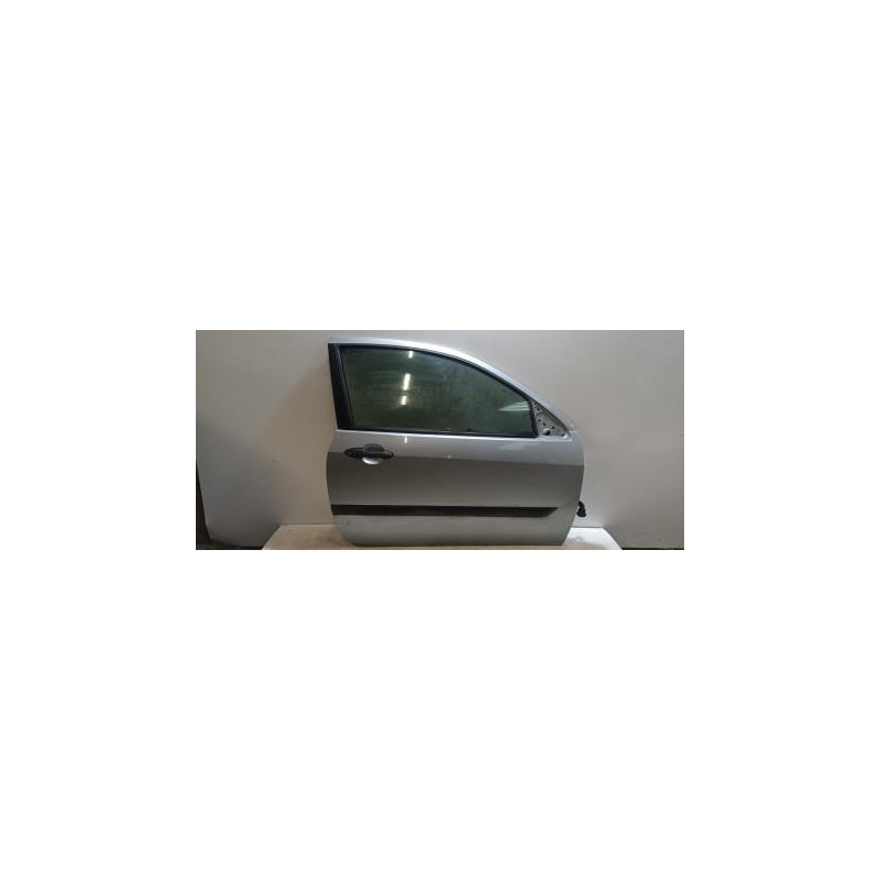 Porte avant droit FORD FOCUS 1 d’occasion