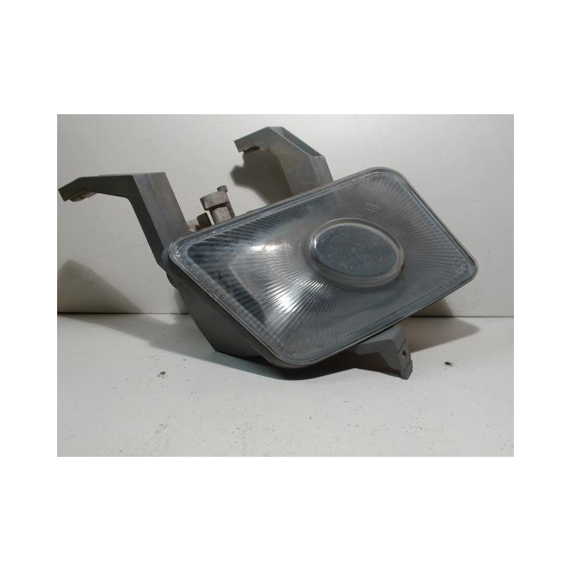 Anti brouillard gauche (feux) OPEL 1.8 I 115 16V d’occasion
