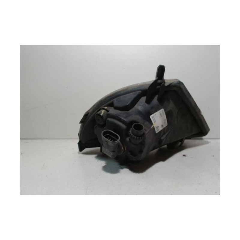 Anti brouillard droit (feux) FORD FIESTA 5 PHASE 1 d’occasion