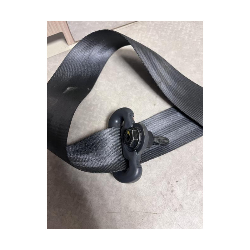 Ceinture centrale RENAULT CLIO 3 PHASE 1 d’occasion
