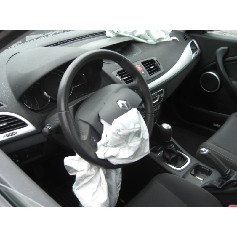 Anti brouillard droit (feux) RENAULT MEGANE 3 PHASE 1 d’occasion