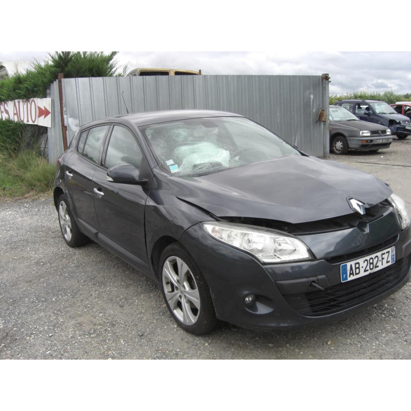 Anti brouillard droit (feux) RENAULT MEGANE 3 PHASE 1 d’occasion