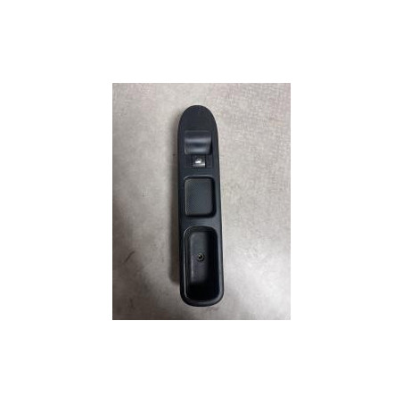 Interrupteur de leve vitre avant droit PEUGEOT 307 PHASE 2 BREAK d’occasion