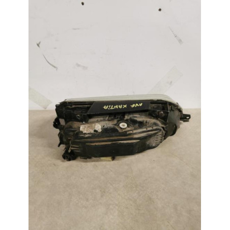Optique avant principal gauche (feux)(phare) CITROEN XANTIA PHASE 2 BREAK d’occasion