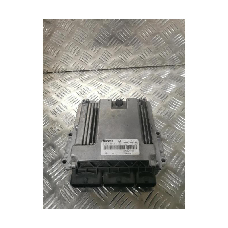 Calculateur RENAULT CLIO 4 PHASE 1 d’occasion