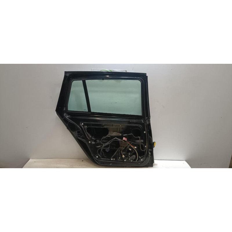 Porte arriere droit RENAULT LAGUNA 2 PHASE 1 BREAK d’occasion
