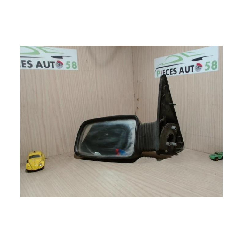 Retroviseur gauche PEUGEOT 205 PHASE 1 d’occasion