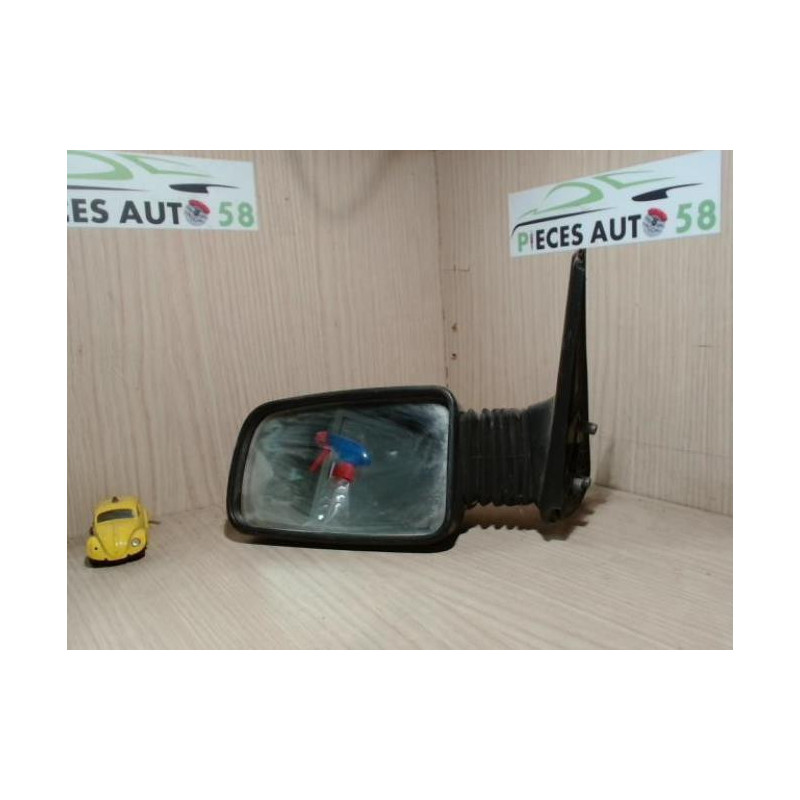Retroviseur gauche PEUGEOT 205 PHASE 1 d’occasion