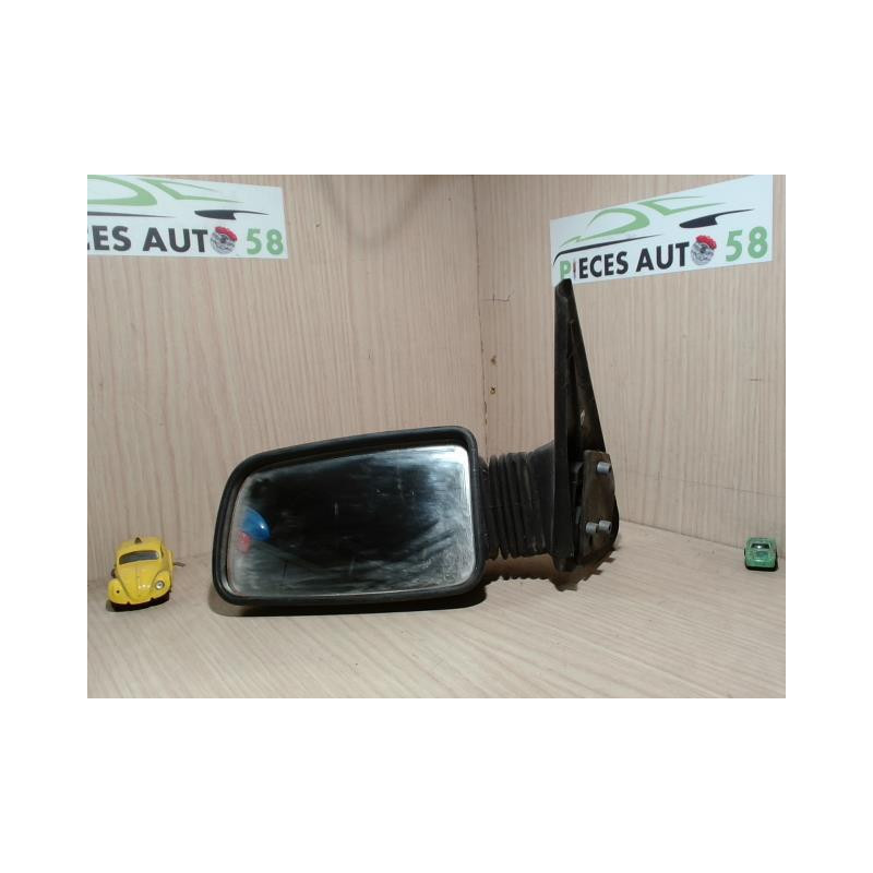 Retroviseur gauche PEUGEOT 205 PHASE 1 d’occasion