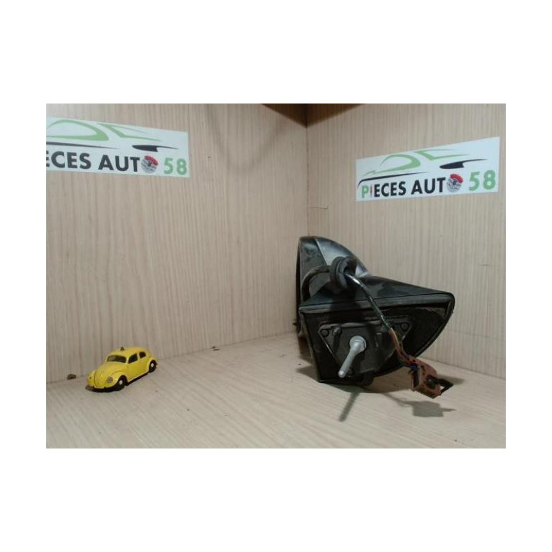 Retroviseur gauche PEUGEOT 407 PHASE 1 BREAK d’occasion