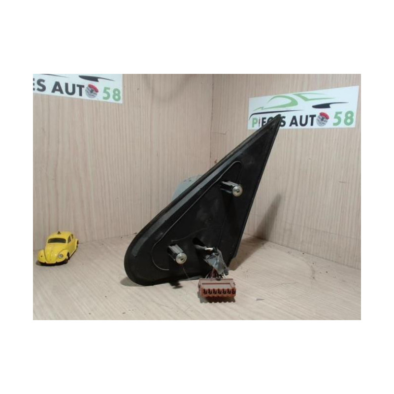 Retroviseur droit PEUGEOT 306 BREAK d’occasion