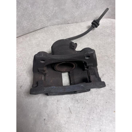 Etrier avant droit (freinage) RENAULT CLIO 3 PHASE 1 d’occasion