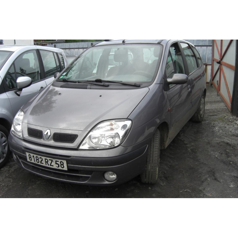 Retroviseur gauche RENAULT 1.6 I 110 16V d’occasion