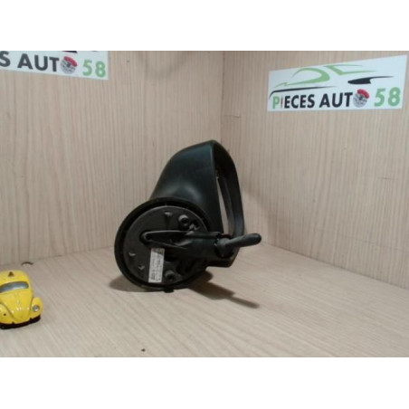 Retroviseur droit DACIA SANDERO 1 d’occasion
