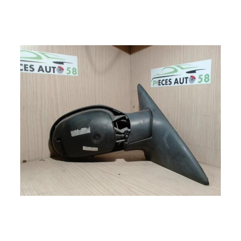 Retroviseur droit RENAULT LAGUNA 1 PHASE 2 d’occasion