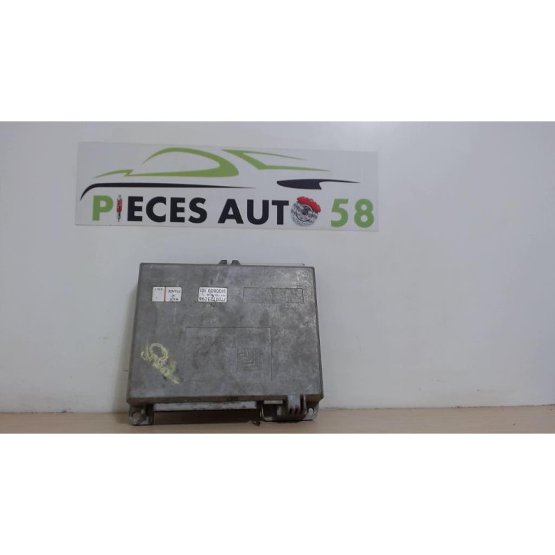 Calculateur RENAULT R25 PHASE 1 d’occasion
