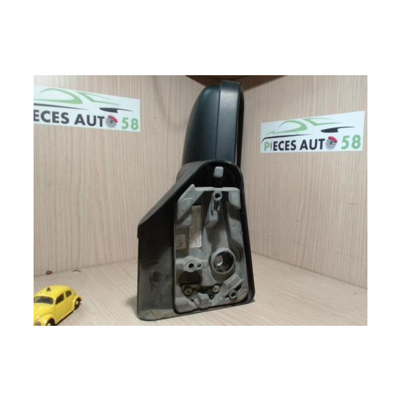 Retroviseur droit RENAULT TRAFIC 1 PHASE 2 d’occasion