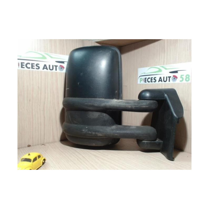 Retroviseur droit RENAULT TRAFIC 1 PHASE 2 d’occasion