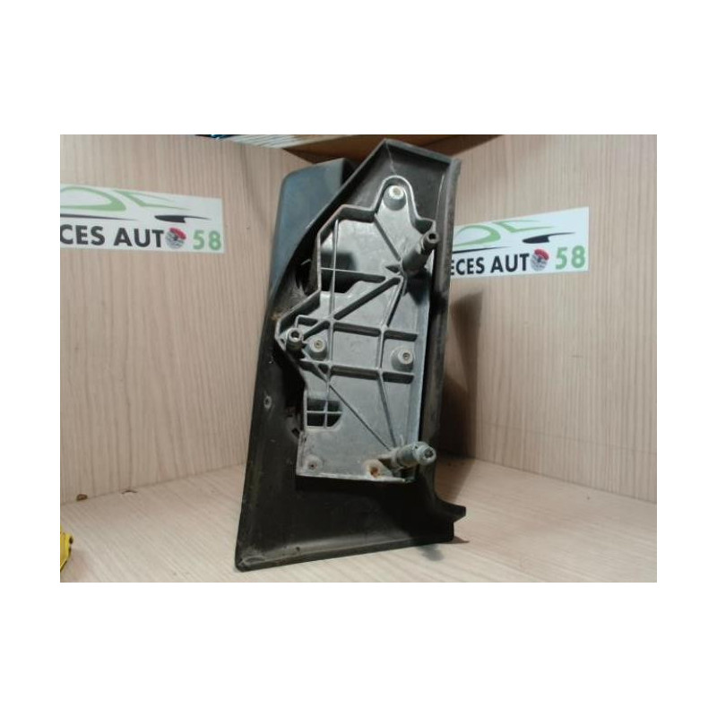 Retroviseur droit PEUGEOT 2.5 D 75 8V d’occasion