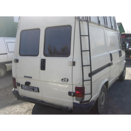 Retroviseur droit PEUGEOT 2.5 D 75 8V d’occasion