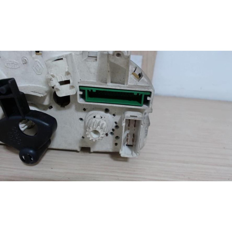 Commande chauffage RENAULT CLIO 2 PHASE 1 d’occasion