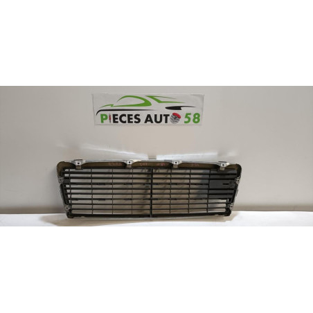 Calandre MERCEDES 1.8 I 120 16V d’occasion